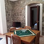 Oda ve Kahvaltı La Panoramica 3*
