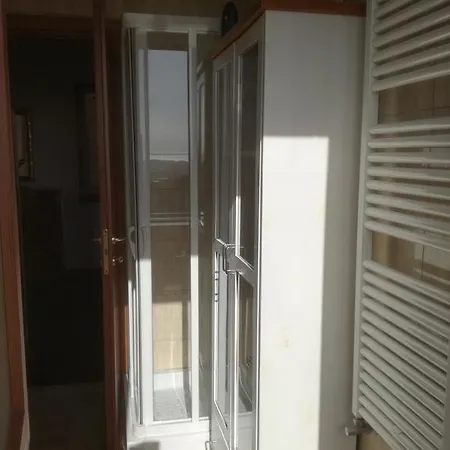 לינה וארוחת בוקר La Panoramica 3*