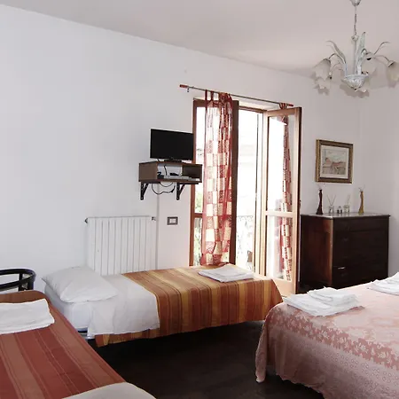 La Panoramica B&B 빌라피아나