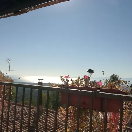 Alojamento de Acomodação e Pequeno-almoço La Panoramica