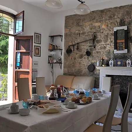 La Panoramica Couette-café 3*