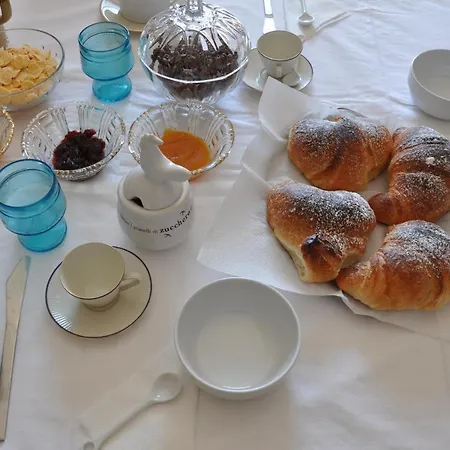 Bed & Breakfast La Panoramica 3*