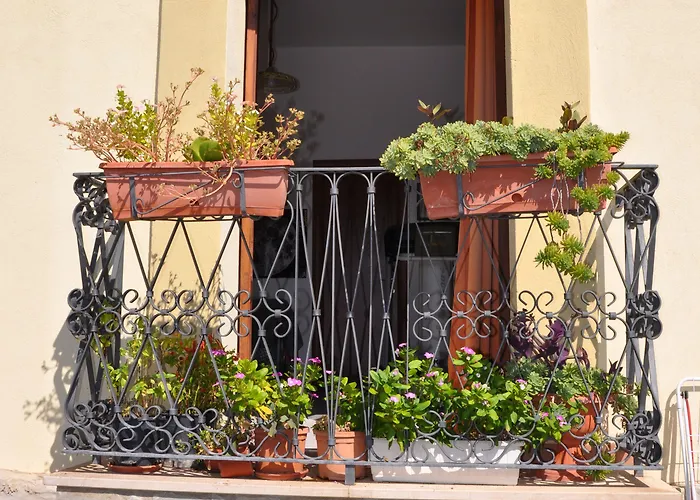 Alojamento de Acomodação e Pequeno-almoço La Panoramica 3*