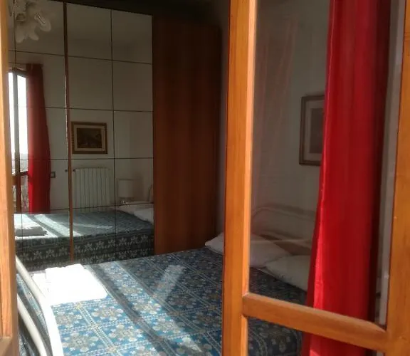 Alojamento de Acomodação e Pequeno-almoço La Panoramica